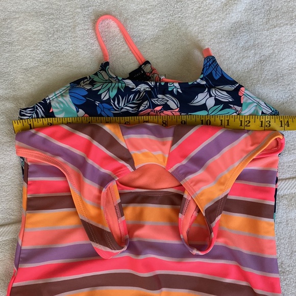 Bundle - Picture 13 of 16